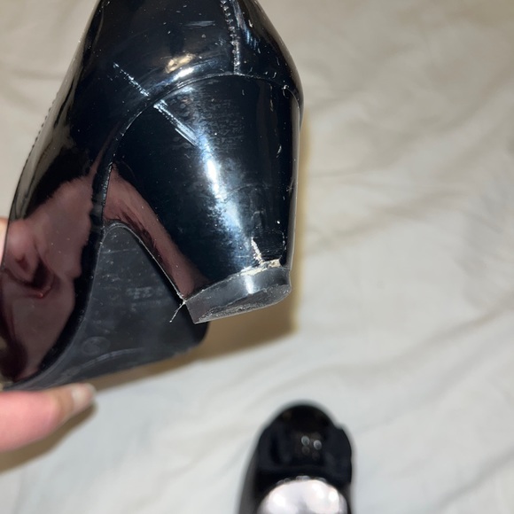 Girls low heel bow and rhinestone patent dress shoes - Picture 6 of 6